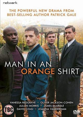 Мужчина в оранжевой рубашке онлайн